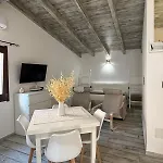 Casa Borgo Antico * ポザーダ